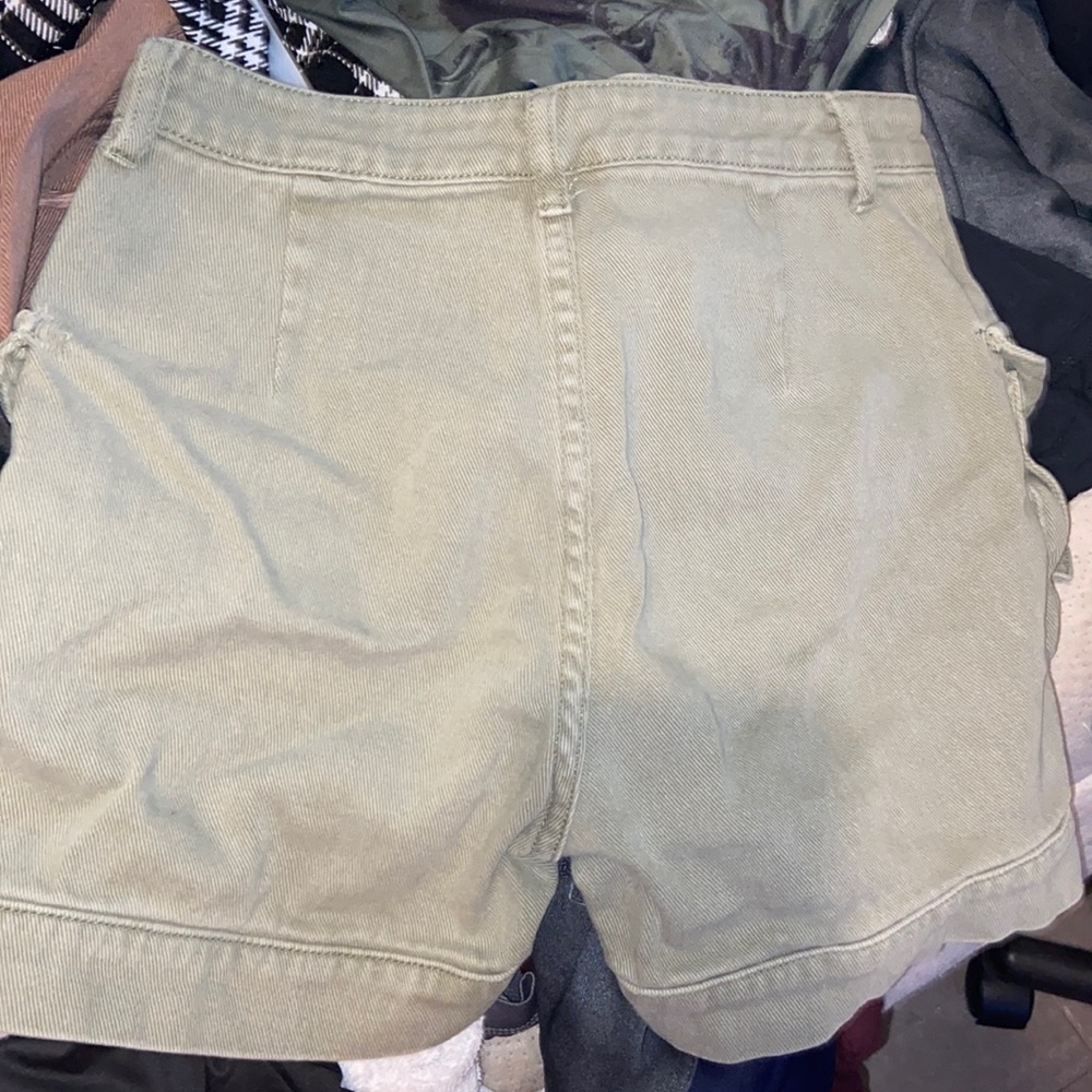 Green cargo shorts with pockets